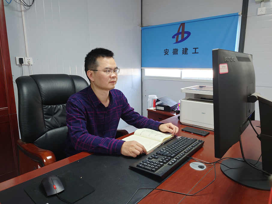 基層職工熱議黨的二十大系列報道（五） ：攻堅克難、奮勇前行，向公司交出一份份高質量答卷！
